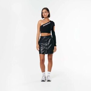 NWT SECONDLEFT S1 Women's Cut Out Sleeve Top